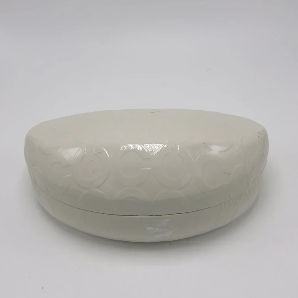 Coach Hard Clamshell Sunglasses Sunglass Case Cream Colored